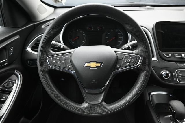Used 2024 Chevrolet Malibu LT FWD image 15