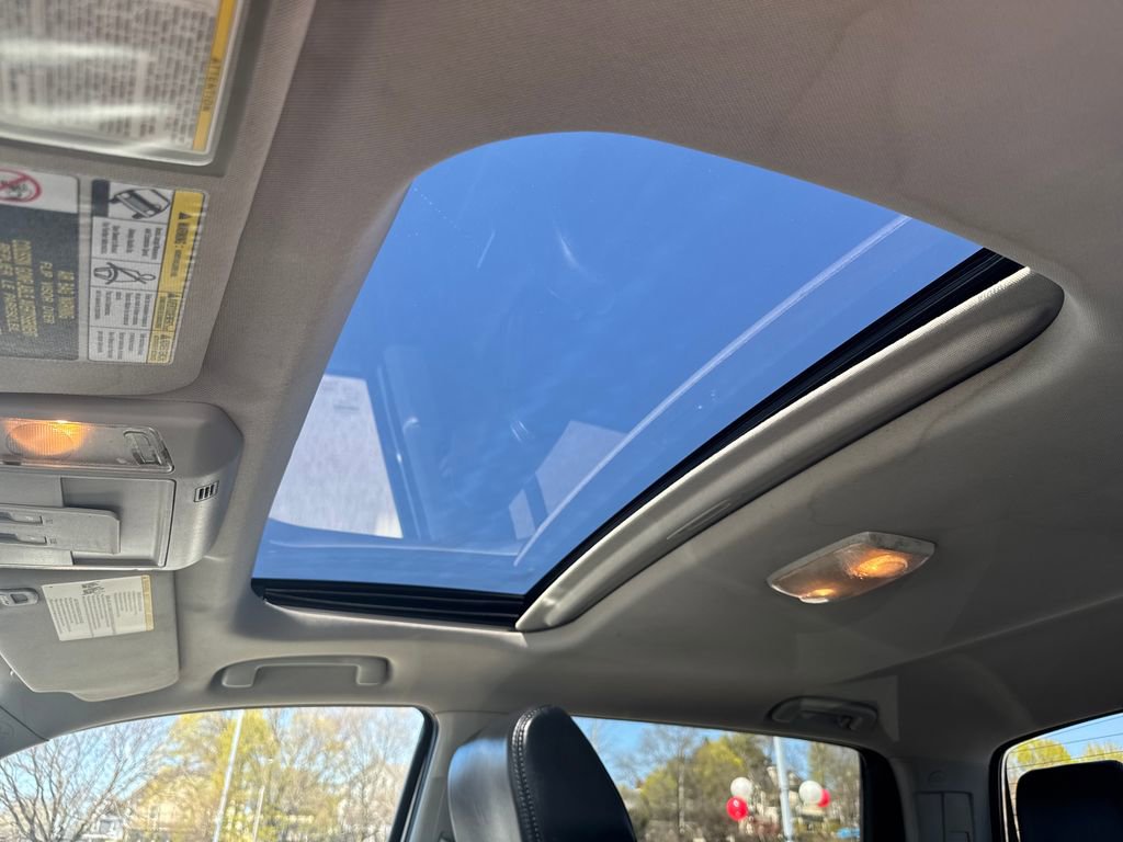 Used 2017 Toyota Tundra Platinum AWD/4WD image 16