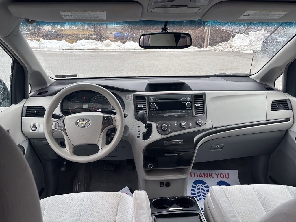 Used 2011 Toyota Sienna LE image 16