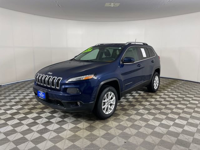 Used 2018 Jeep Cherokee Latitude Plus w/ Cold Weather Group image 1