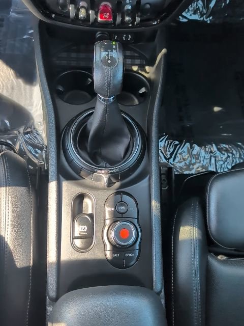 Used 2017 MINI Cooper Clubman S image 9