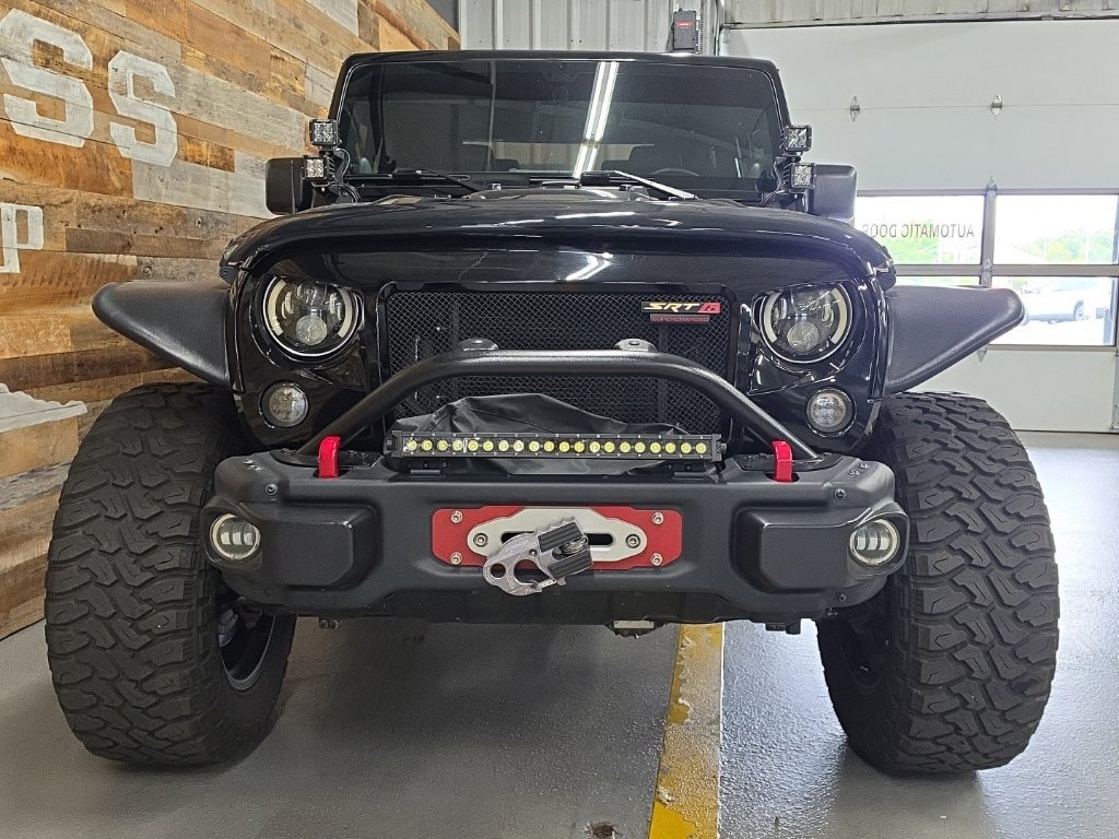 Used 2013 Jeep Wrangler Rubicon AWD/4WD image 4