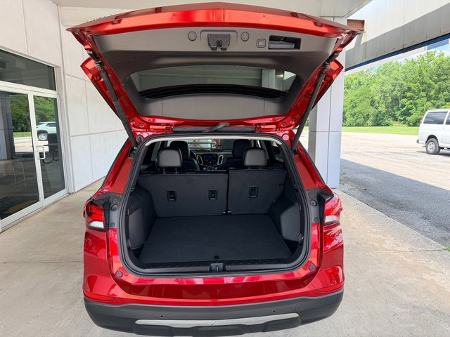 Used 2024 Chevrolet Equinox Premier AWD/4WD image 9