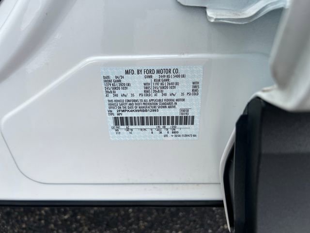 Used 2024 Ford Edge Titanium w/ Equipment Group 301A AWD/4WD image 36