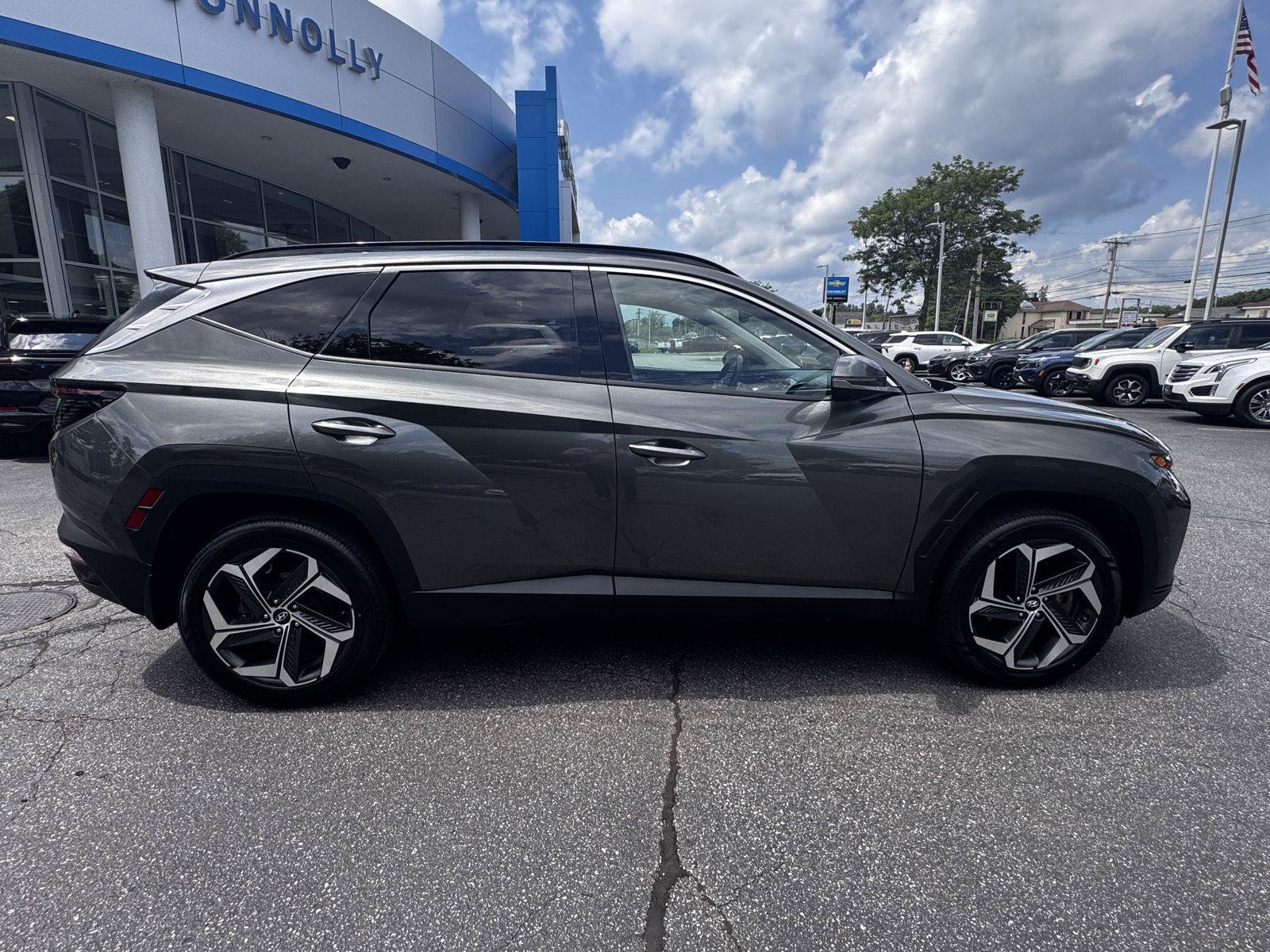 Used 2022 Hyundai Tucson Limited w/ Cargo Package AWD/4WD image 8