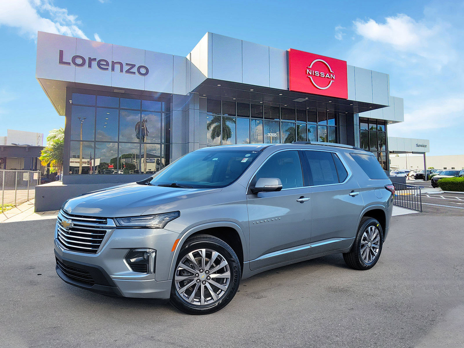 Used 2023 Chevrolet Traverse Premier