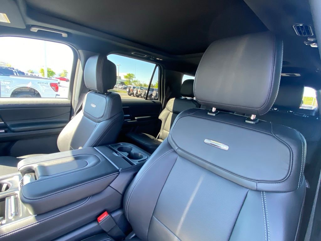 New 2026 Ford Expedition Max Platinum w/ Stealth Appearance Package image 20
