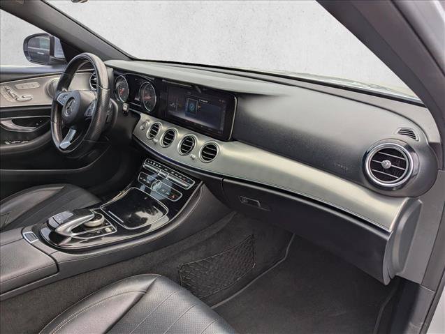 Used 2017 Mercedes-Benz E 300 image 28