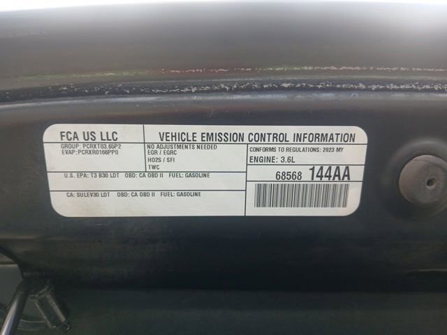 Used 2023 Jeep Gladiator Sport AWD/4WD image 47