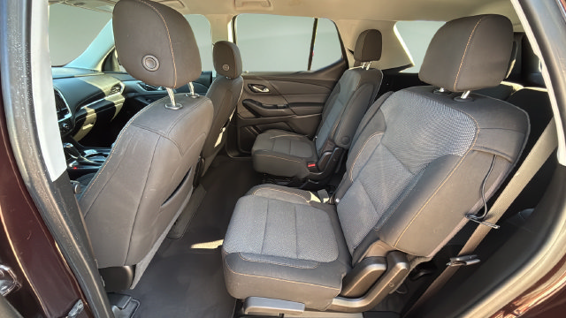 Used 2020 Chevrolet Traverse LT AWD/4WD image 19