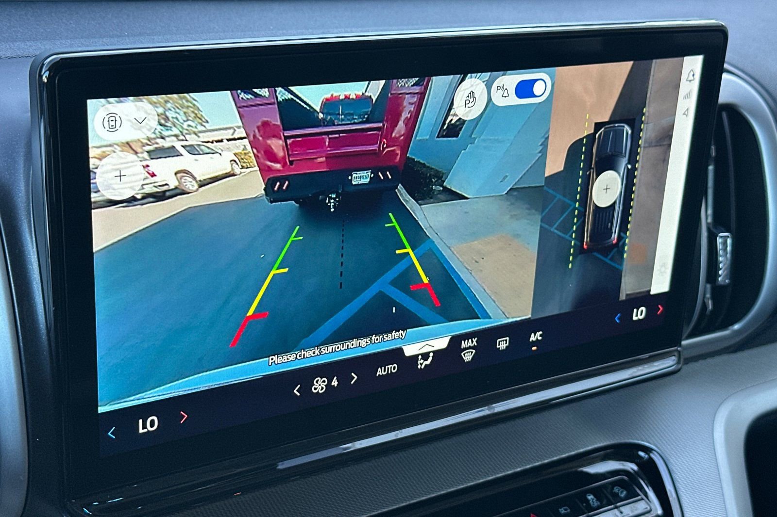 Used 2025 Ford Expedition Max Active image 21