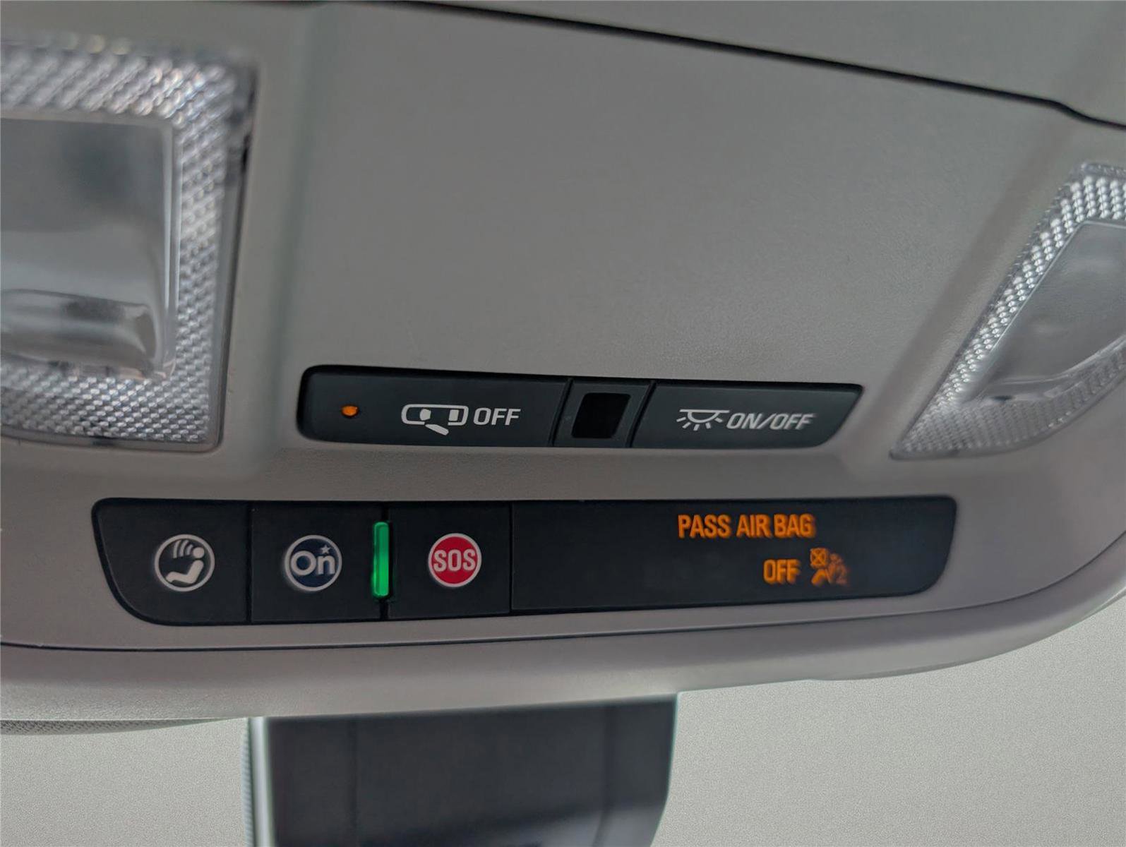 Used 2024 GMC Terrain SLE FWD image 12