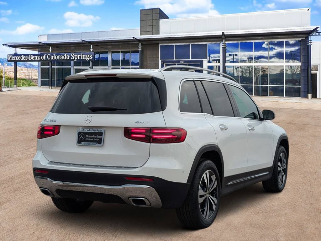 New 2026 Mercedes-Benz GLB 250 4MATIC image 5