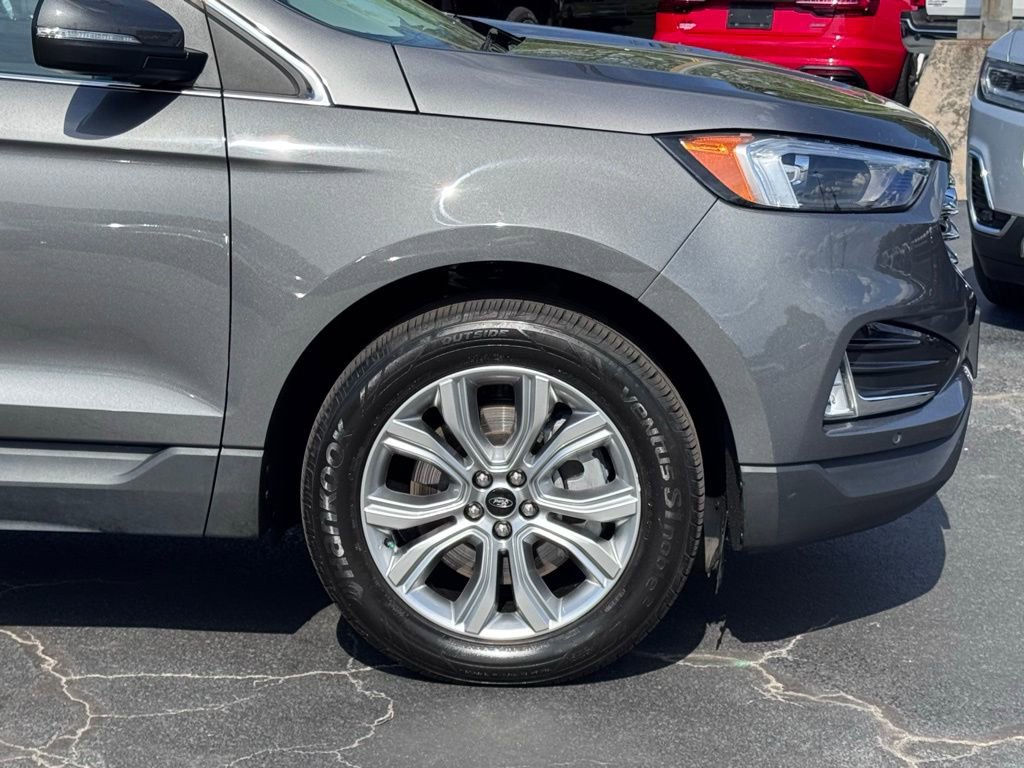 Used 2024 Ford Edge Titanium image 43
