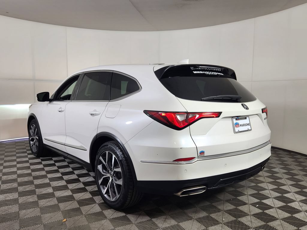 Used 2023 Acura MDX w/ Technology Package FWD image 5