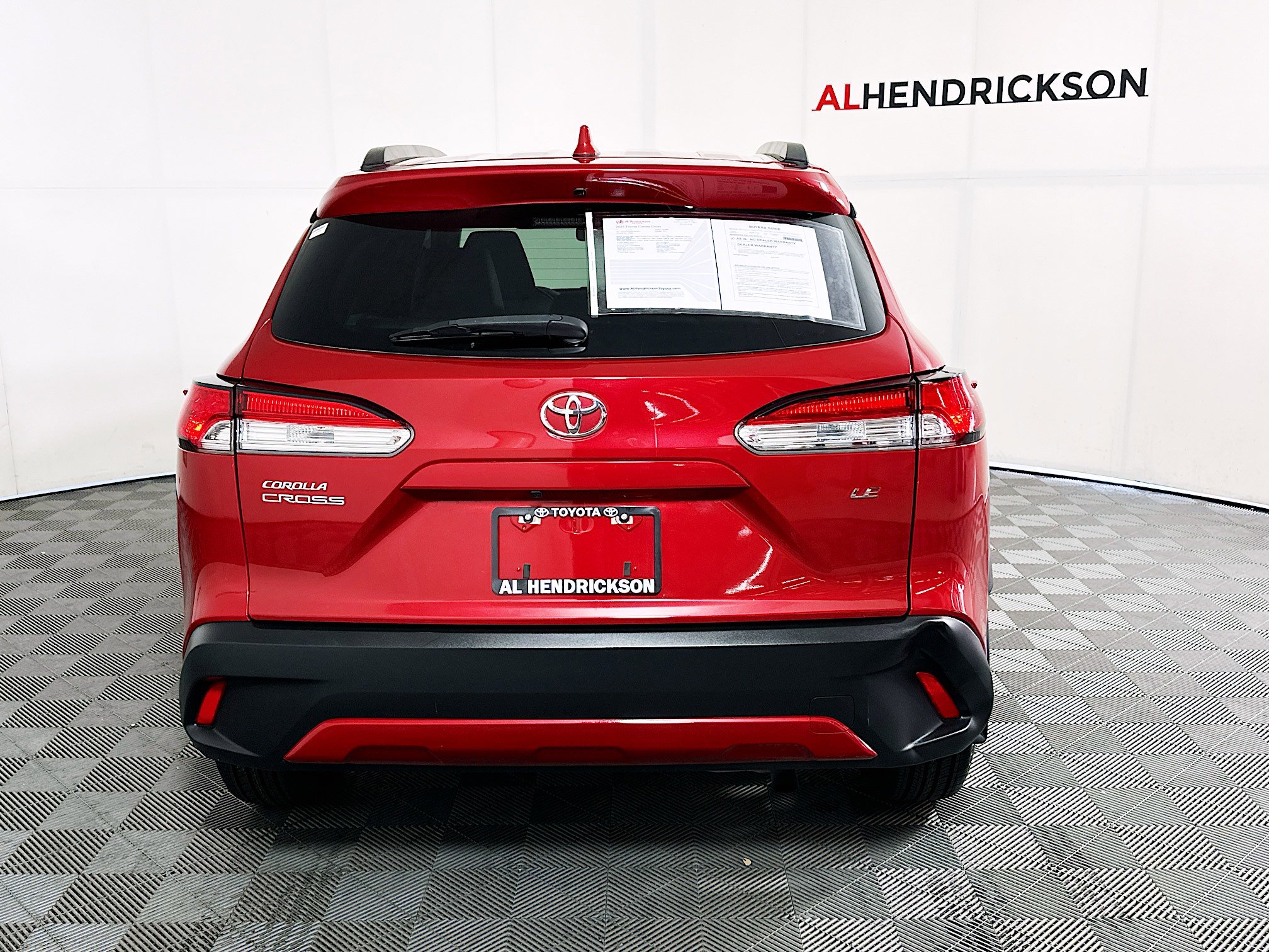 Used 2023 Toyota Corolla Cross LE image 4