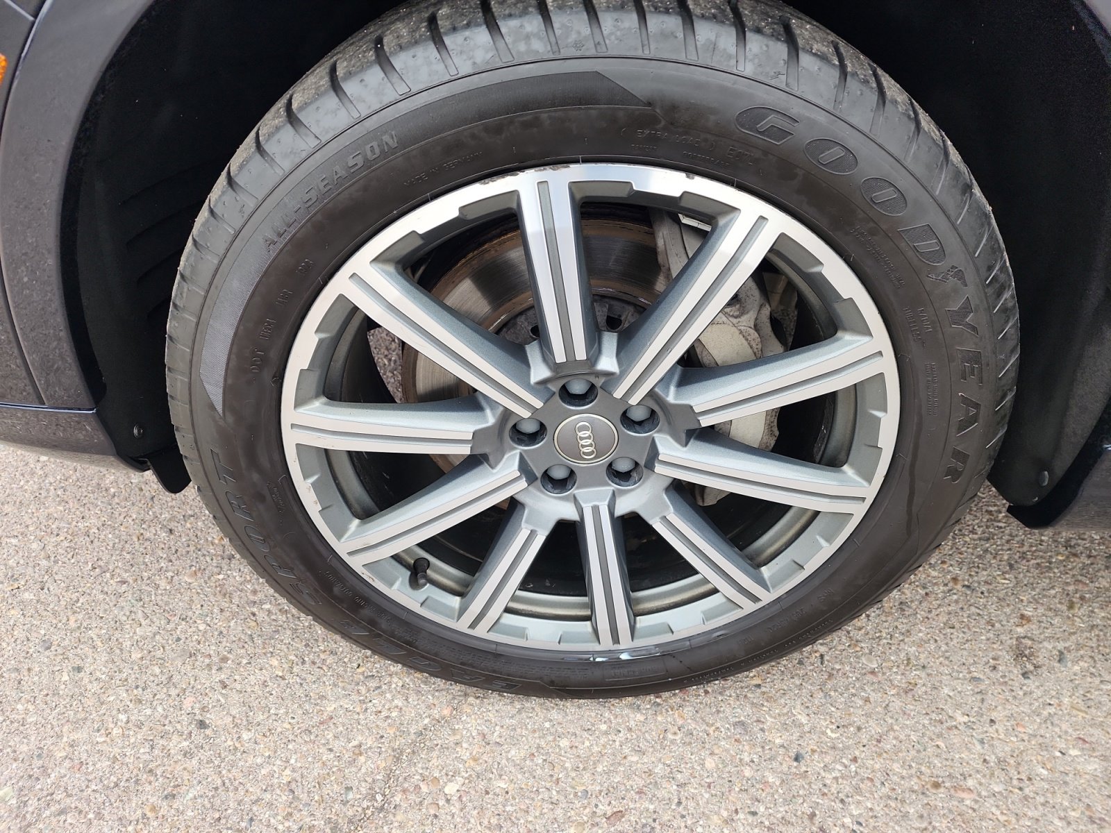 Used 2017 Audi Q7 2.0T Premium Plus w/ Premium Plus Package image 26