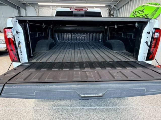 Used 2025 GMC Sierra 2500 Denali Ultimate image 14