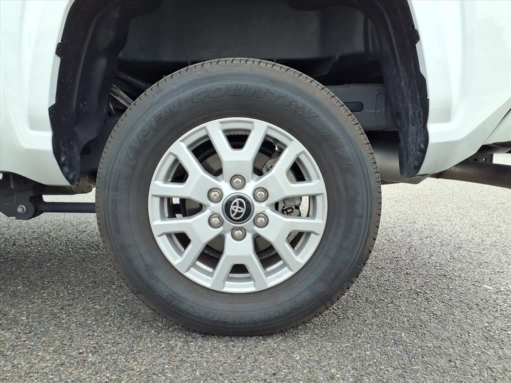 Used 2025 Toyota Tacoma SR5 image 19