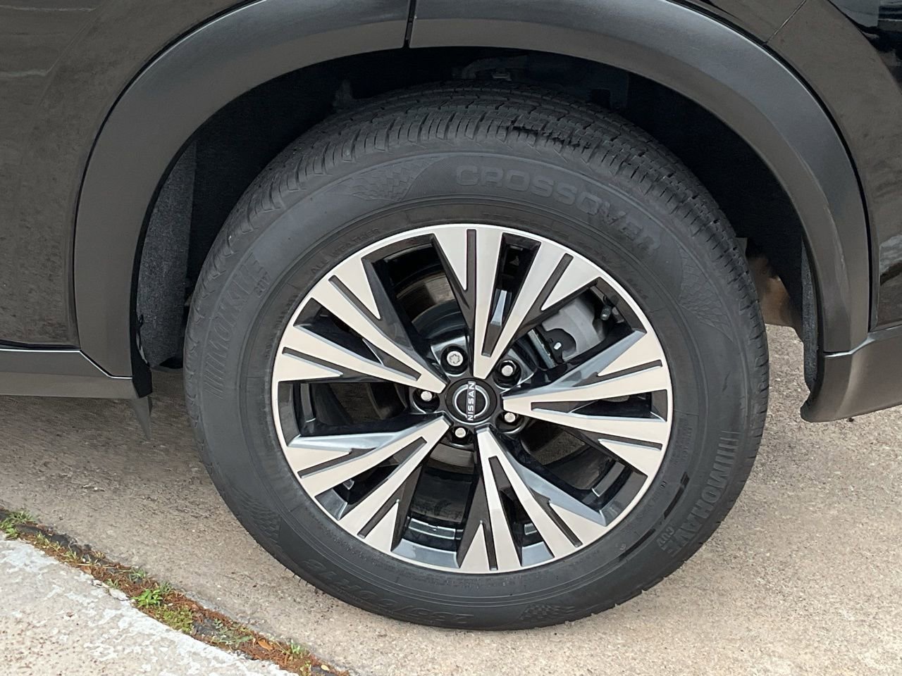 Used 2023 Nissan Rogue SV image 8