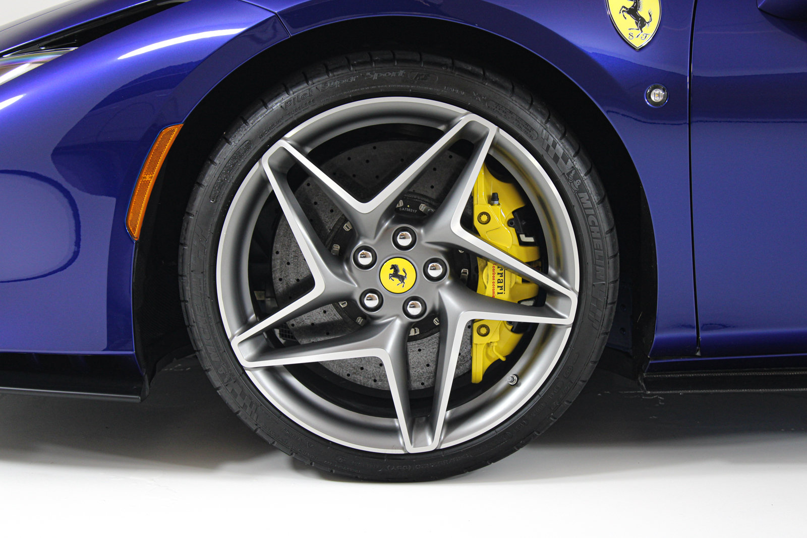 Certified 2023 Ferrari F8 Tributo RWD image 23