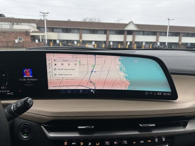 Certified 2024 Cadillac XT4 Luxury w/ Cold Weather Package image 82