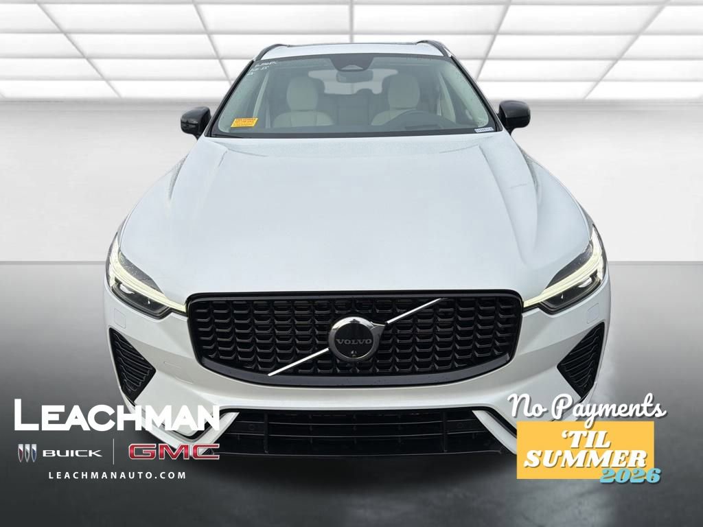 Used 2025 Volvo XC60 B5 Ultra w/ Protection Package Premier image 10