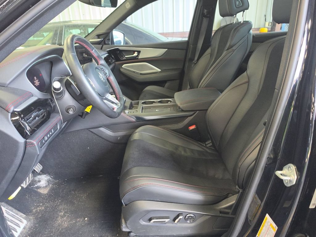 Used 2025 Acura MDX A-Spec AWD/4WD image 5