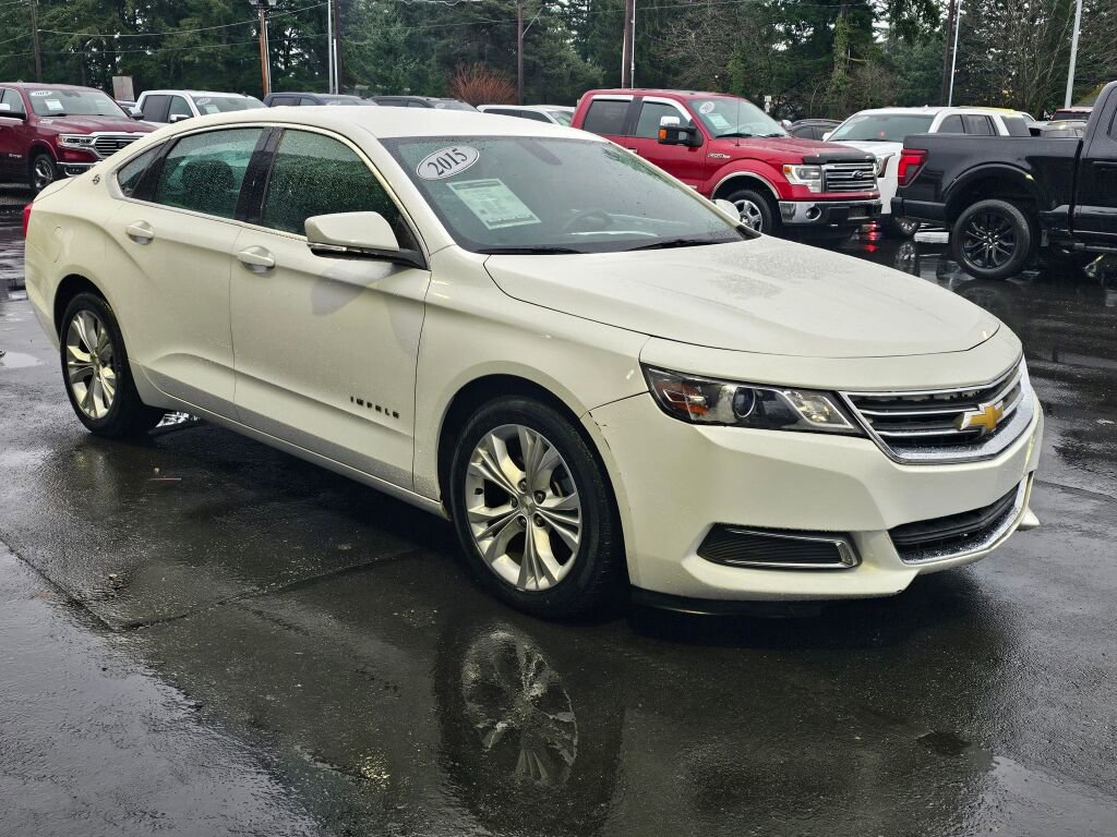Used 2015 Chevrolet Impala LT FWD image 3