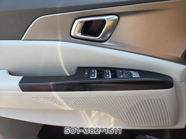 Used 2023 Kia Carnival LX FWD image 34