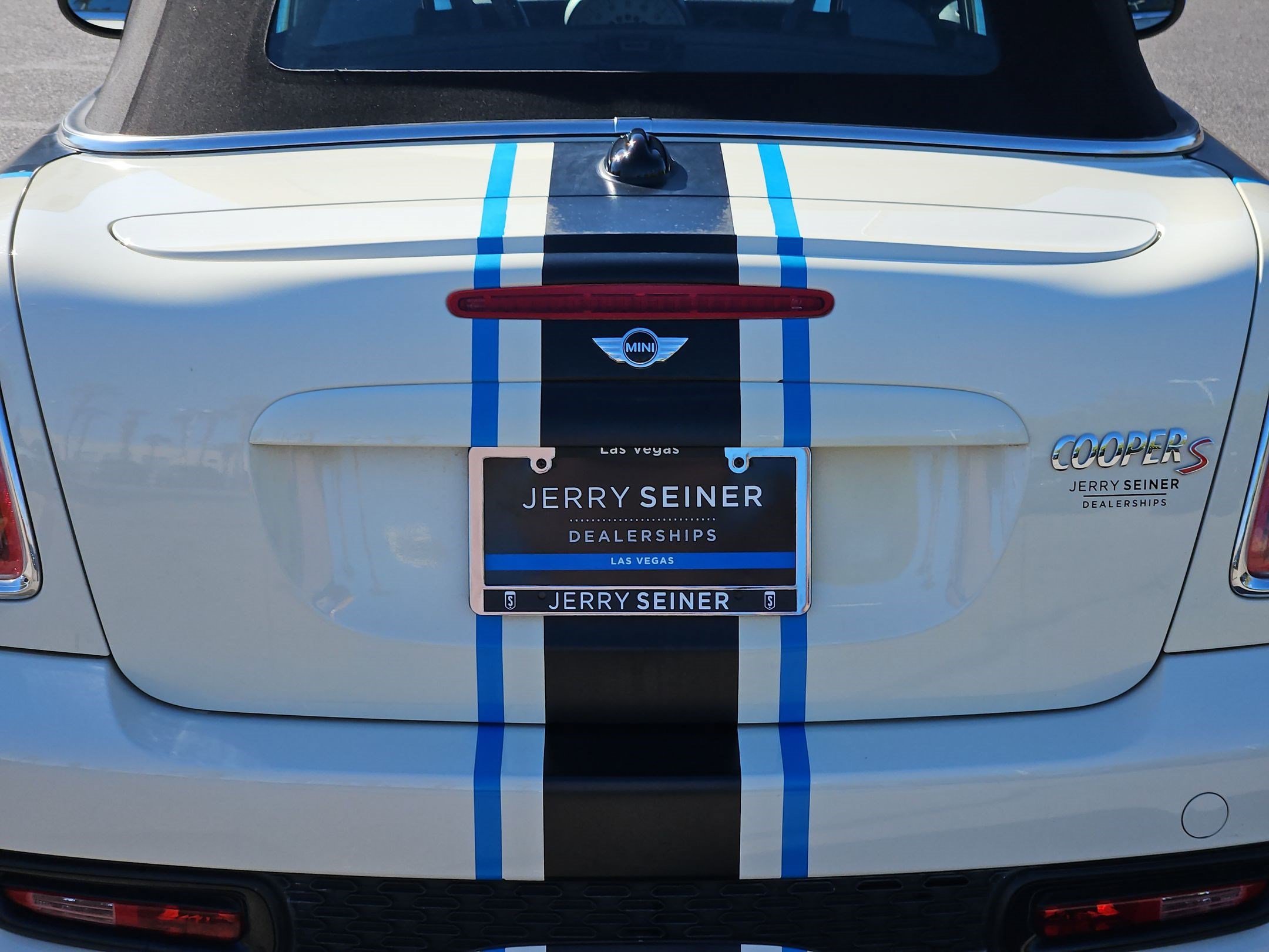 Used 2014 MINI Cooper Roadster S FWD image 13