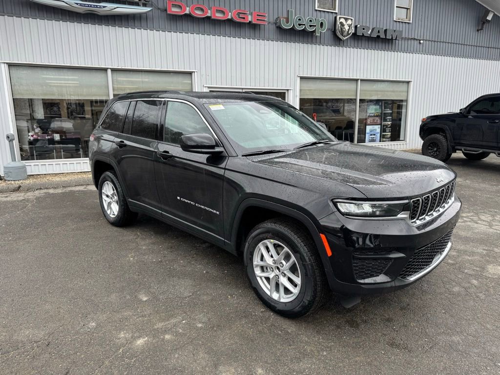 New 2025 Jeep Grand Cherokee Laredo X w/ Luxury Tech Group I
