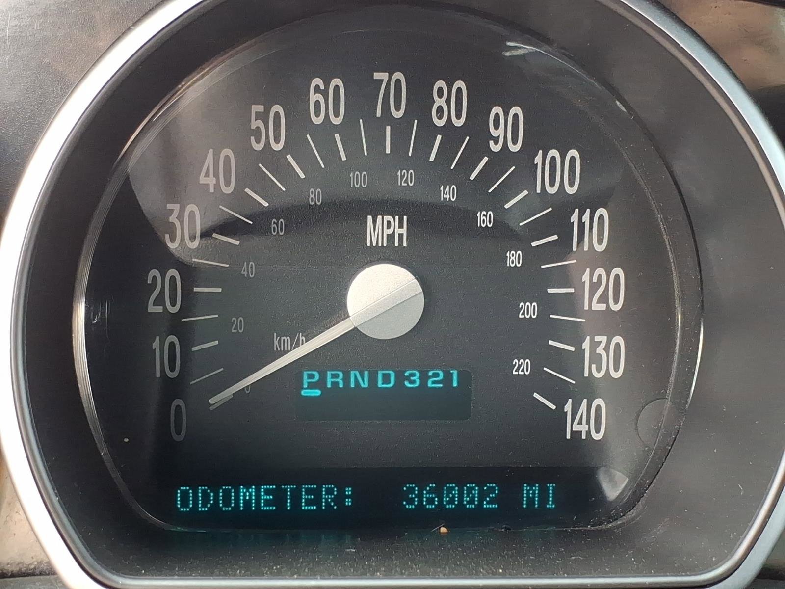 Used 2004 Chevrolet SSR w/ Preferred Equipment Group RWD image 29