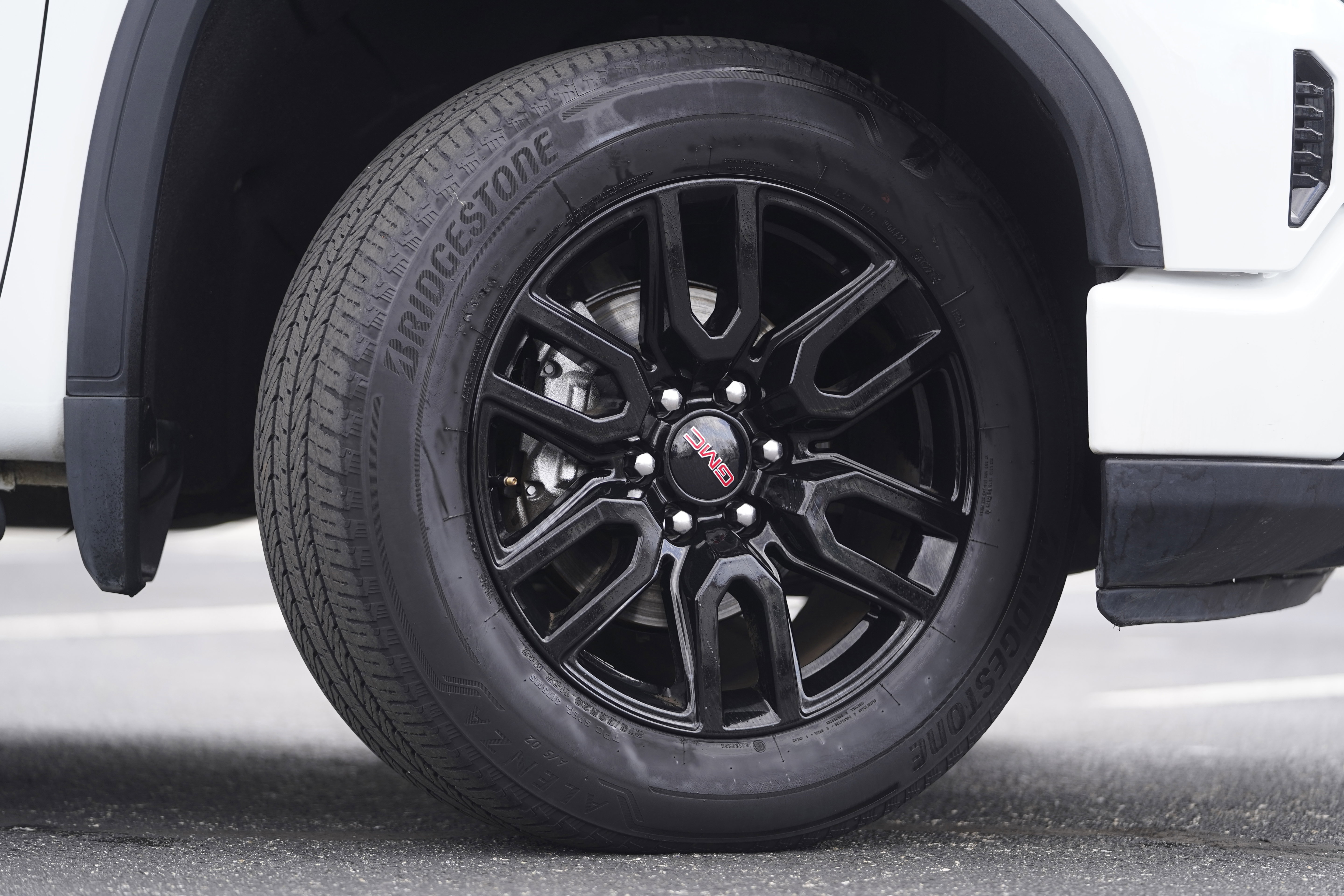 Used 2022 GMC Sierra 1500 Elevation image 39