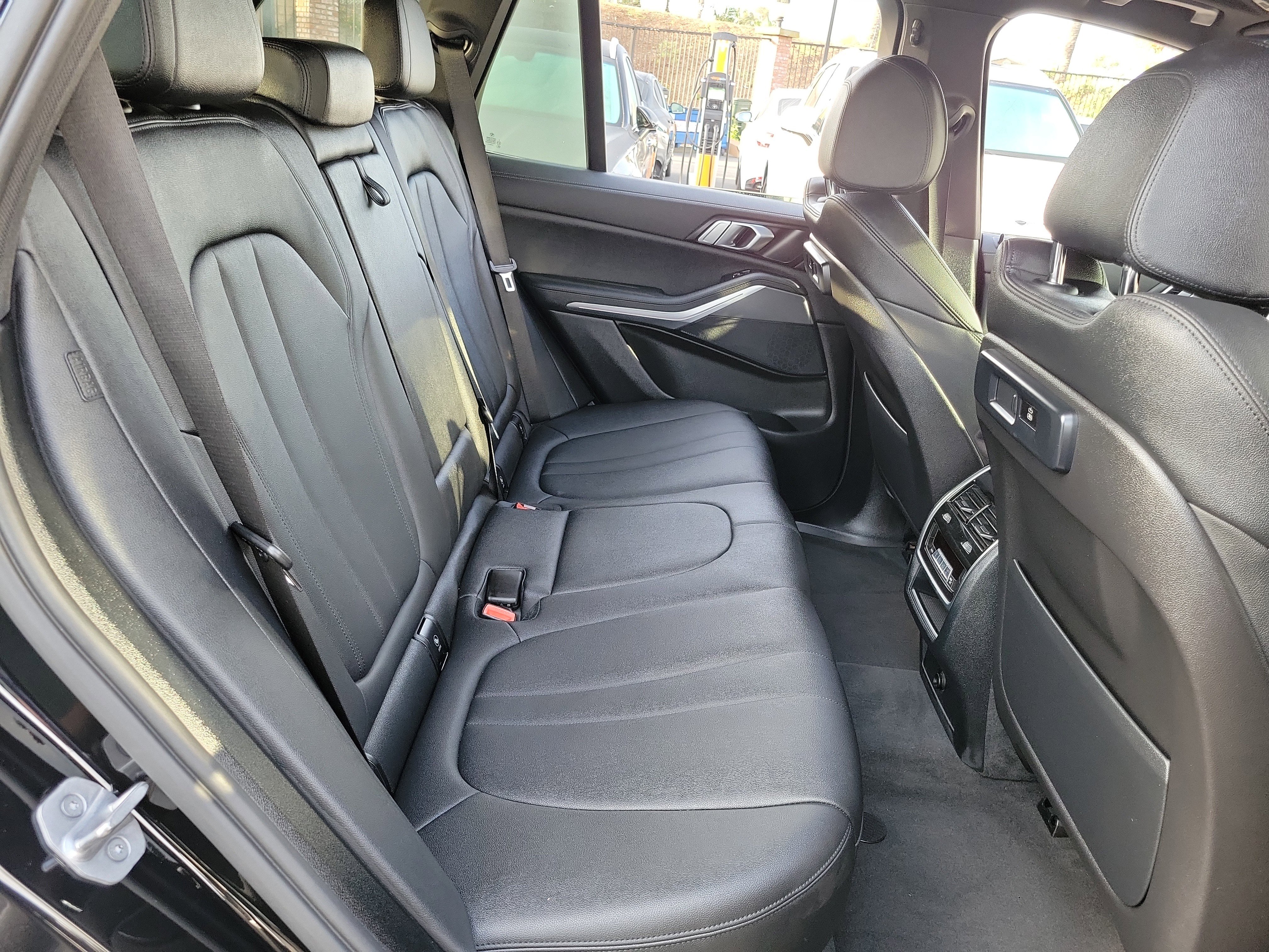 Used 2022 BMW X5 sDrive40i w/ Parking Assistance Package RWD image 24