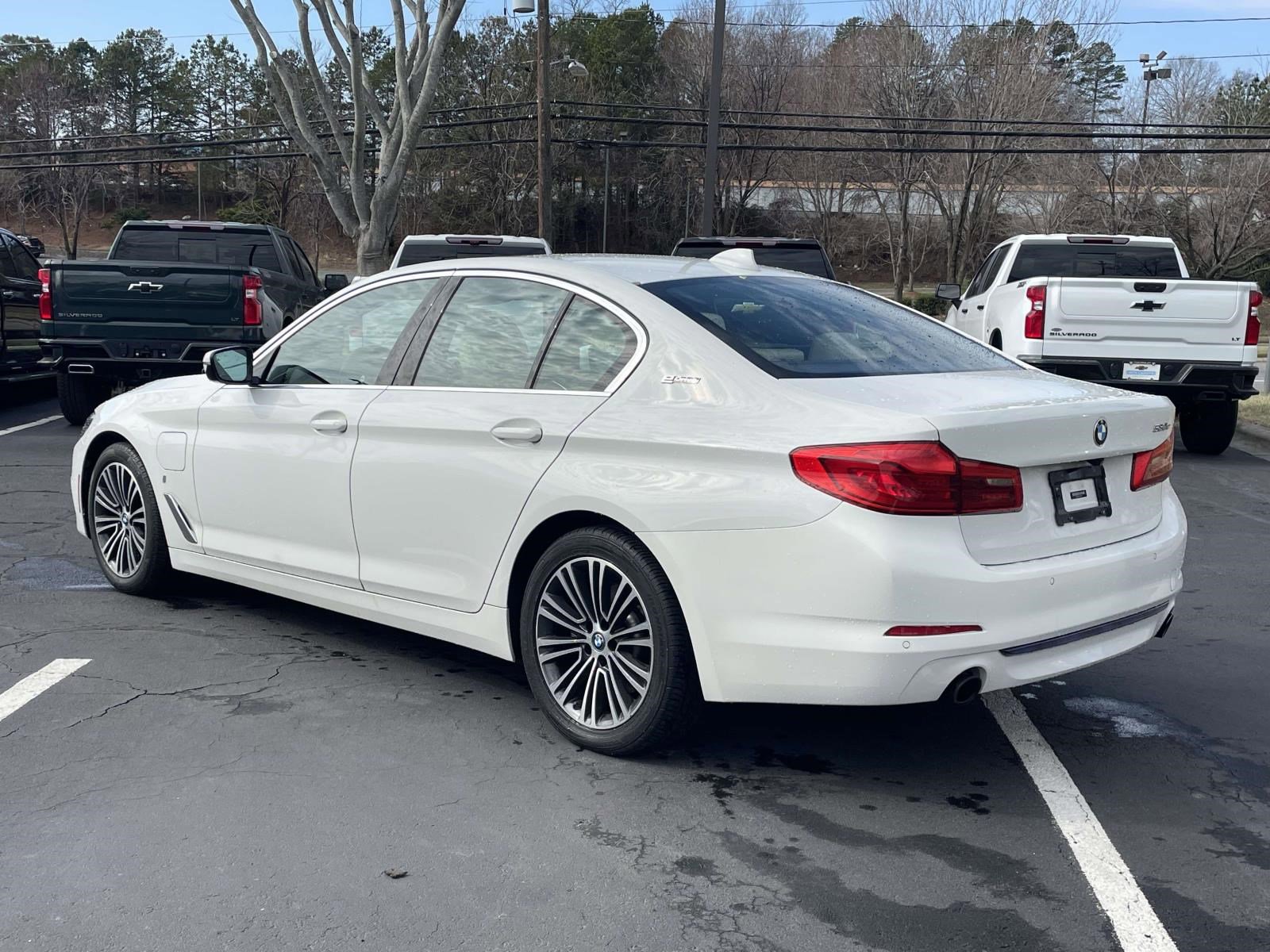 Used 2019 BMW 530e w/ Convenience Package image 7