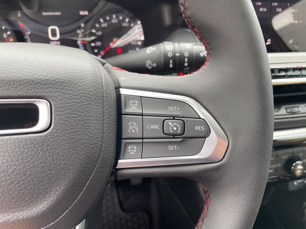 New 2026 Jeep Compass Trailhawk AWD/4WD image 17