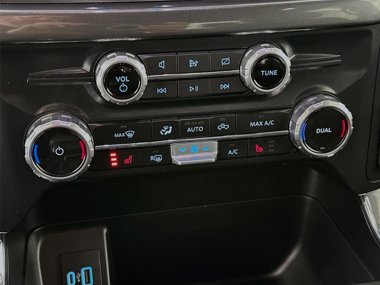 Used 2023 Ford F150 XLT w/ Equipment Group 302A High image 16