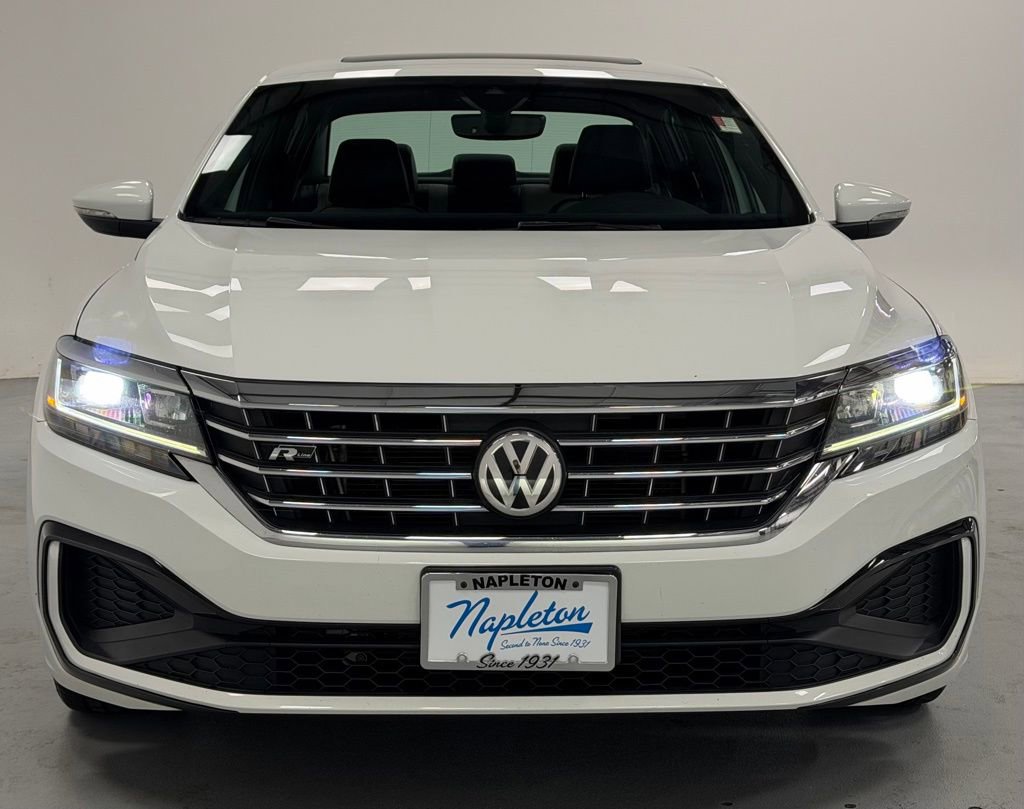 Used 2022 Volkswagen Passat 2.0T R-Line FWD image 7
