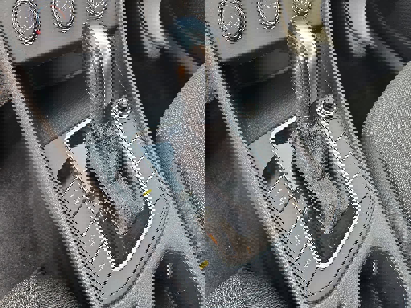 Used 2019 Volkswagen Jetta S image 28