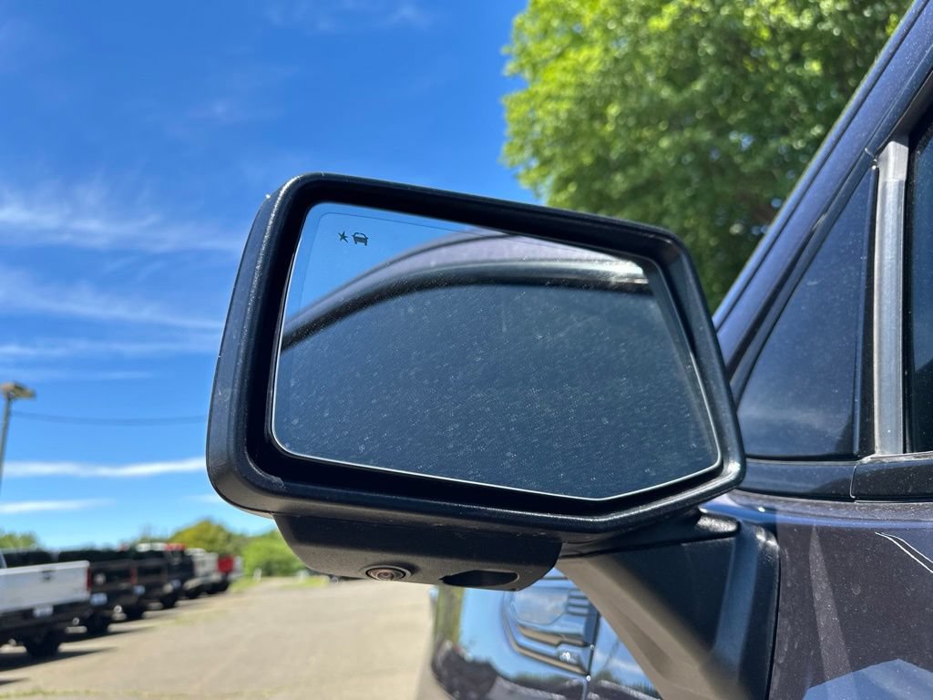 Used 2023 GMC Sierra 1500 AT4 w/ AT4 Premium Package AWD/4WD image 18
