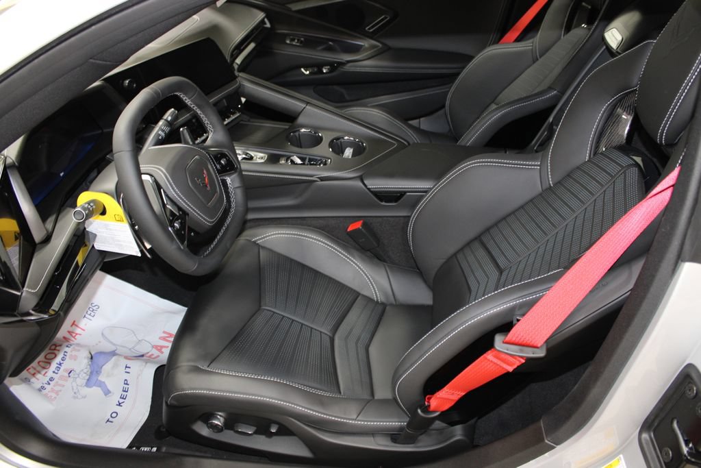 New 2026 Chevrolet Corvette Stingray Preferred Cpe w/ Z51 Performance Package RWD image 18