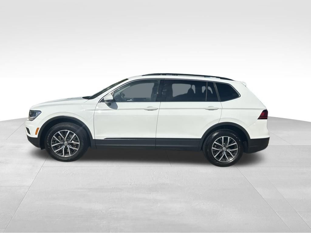 Used 2019 Volkswagen Tiguan SE w/ Panoramic Sunroof Package image 2