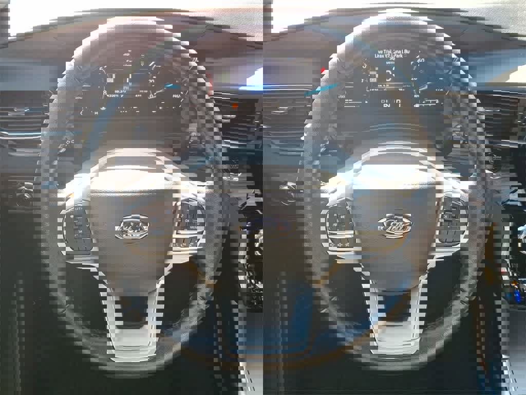 Used 2022 Ford Explorer Limited image 22