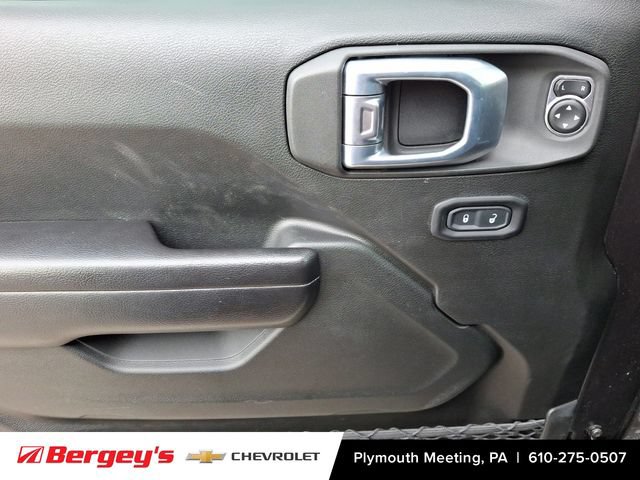 Used 2021 Jeep Wrangler Unlimited Rubicon AWD/4WD image 14