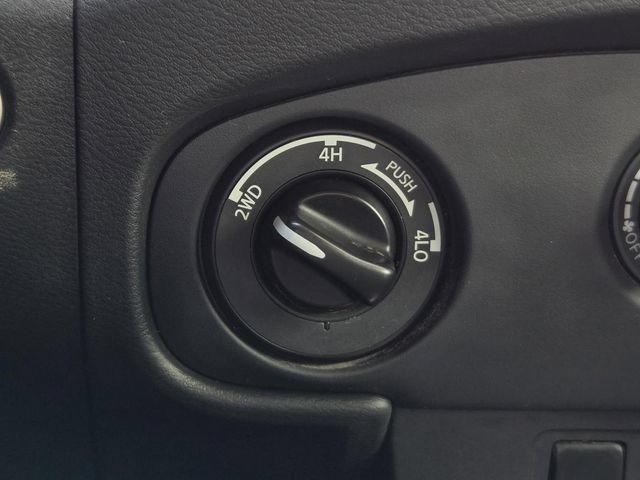 Used 2024 Nissan Frontier S w/ Technology Package AWD/4WD image 21