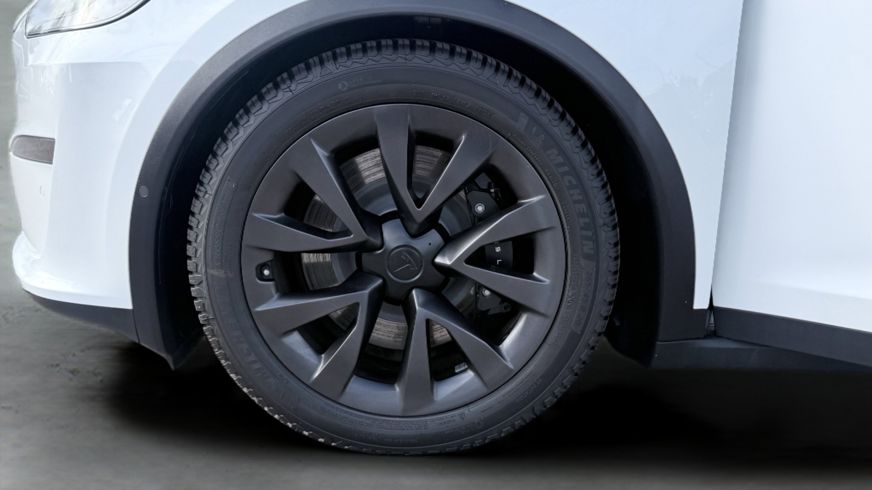 Used 2022 Tesla Model X Plaid image 26