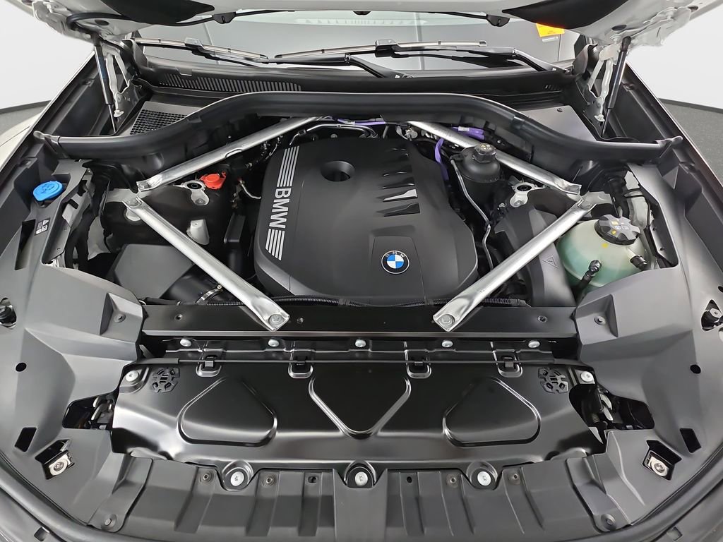 New 2026 BMW X7 xDrive40i w/ M Sport Package AWD/4WD image 31
