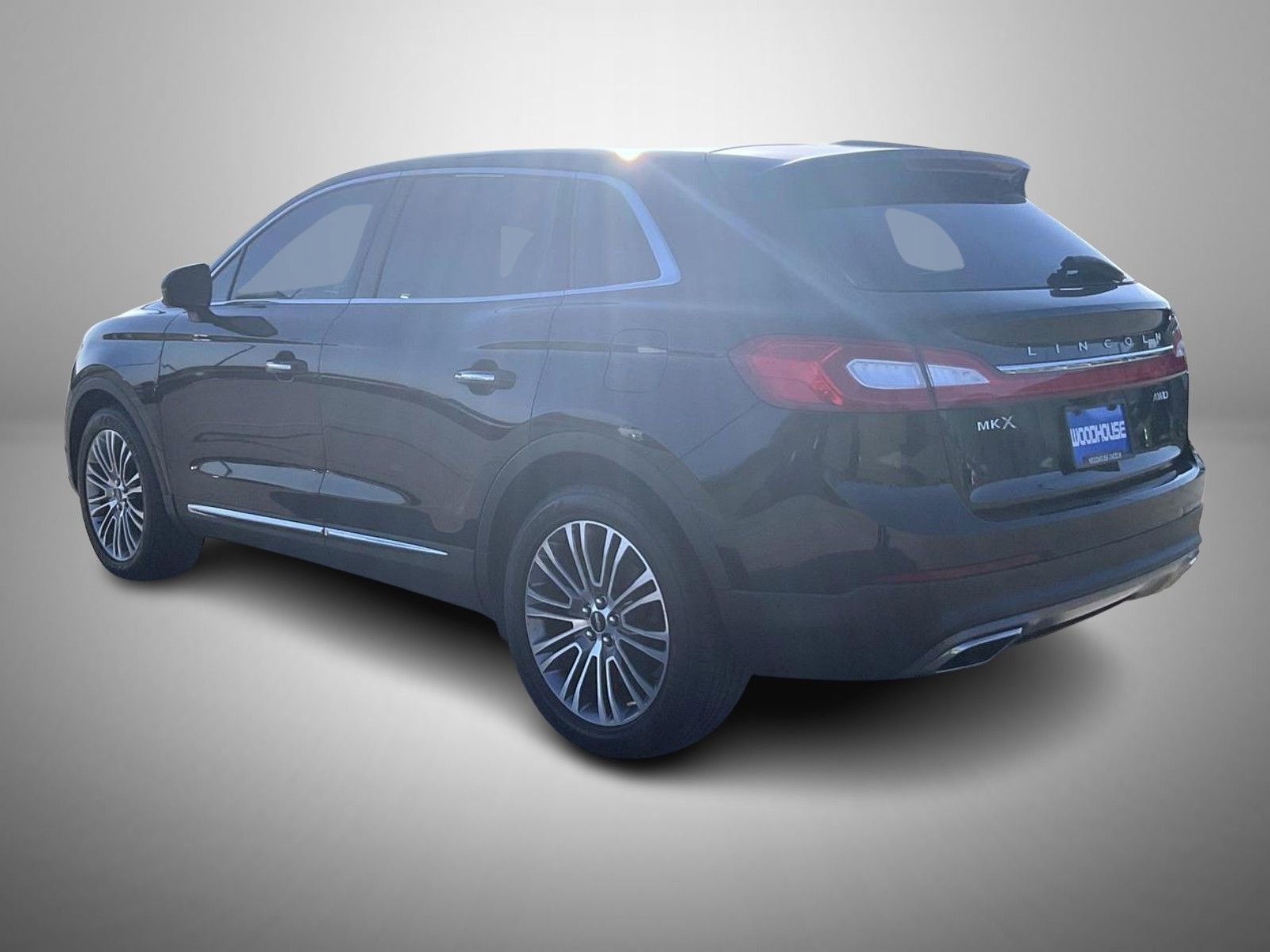 Used 2016 Lincoln MKX Reserve w/ Technology Package AWD/4WD image 7