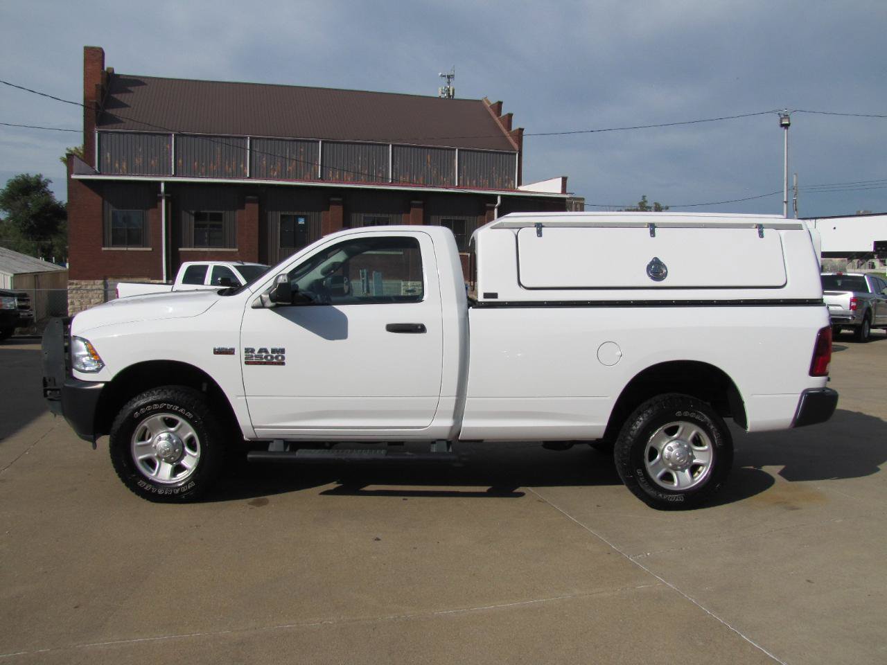 Used 2017 RAM 2500 Tradesman w/ Power Accessory Group AWD/4WD image 2